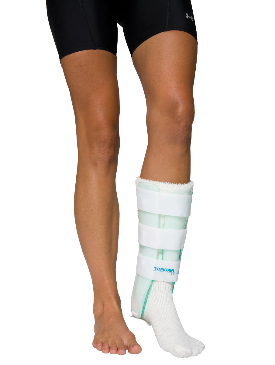 Air Stirrup Leg Brace with Anterior Panel, medium, right